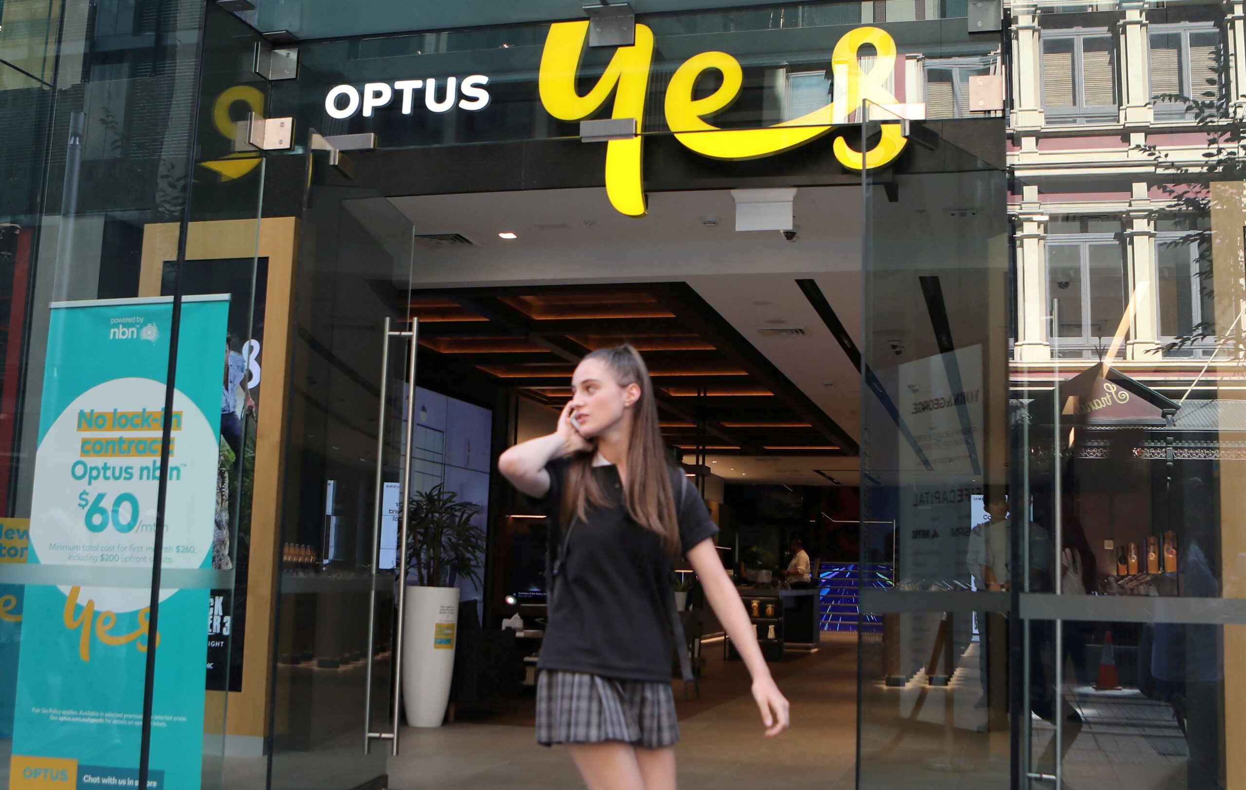 Australian government Optus