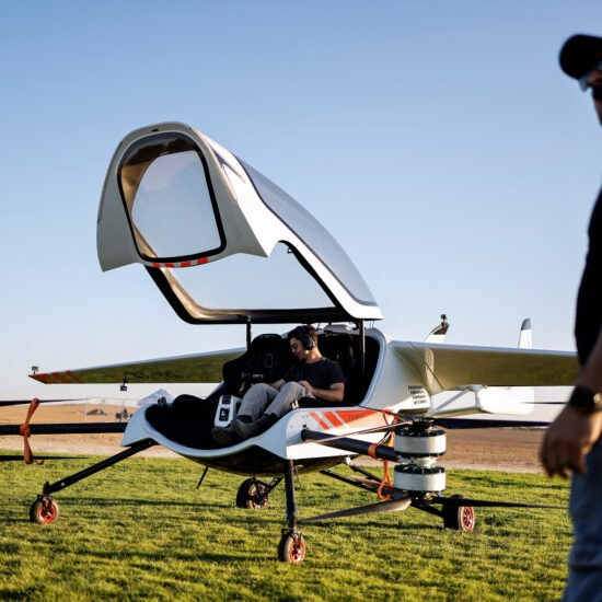 Israeli startup makes inroads with personal flying vehicle