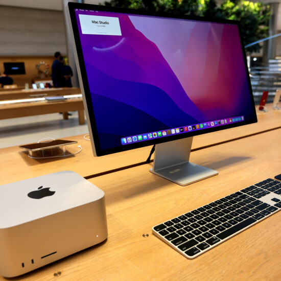 Global PC shipments slide in Q1, Apple takes biggest hit - IDC