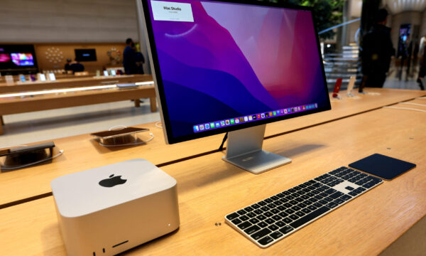 Global PC shipments slide in Q1, Apple takes biggest hit - IDC