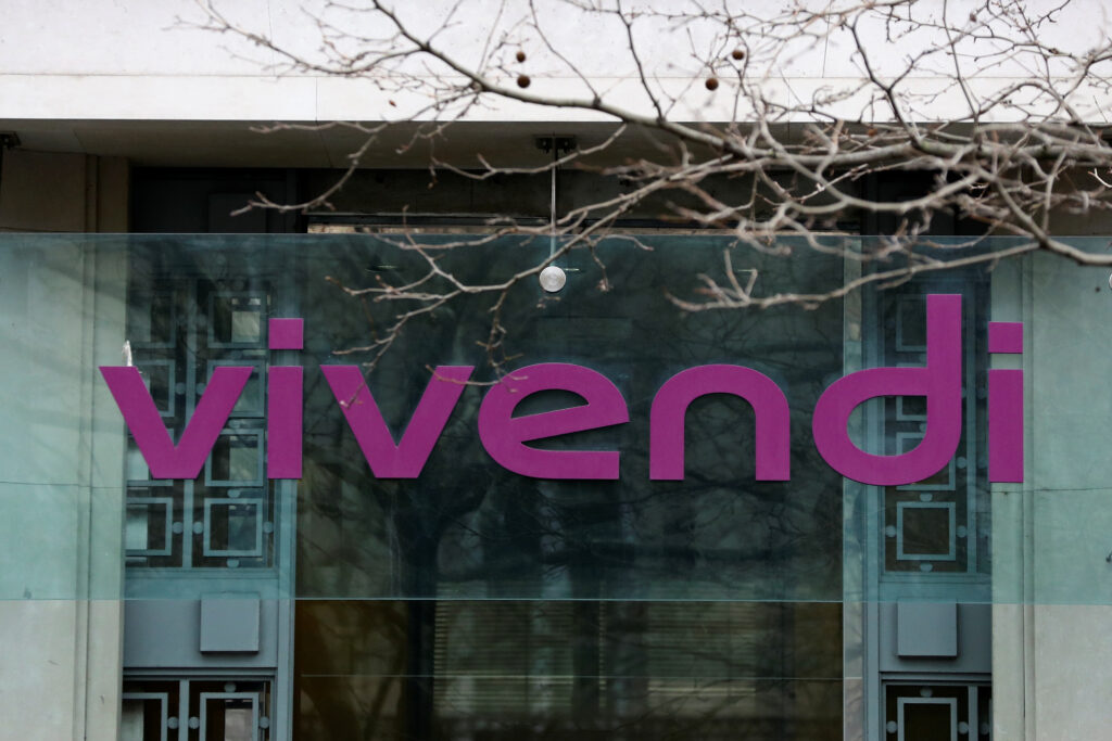 EU antitrust regulators approve Vivendi, Lagardere deal