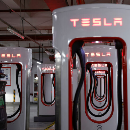 White House welcomes Tesla to take advantage of federal dollars for chargers