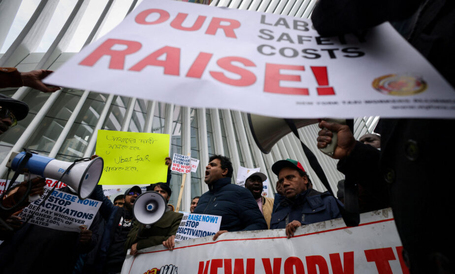 Uber, DoorDash sue New York City over minimum wage law