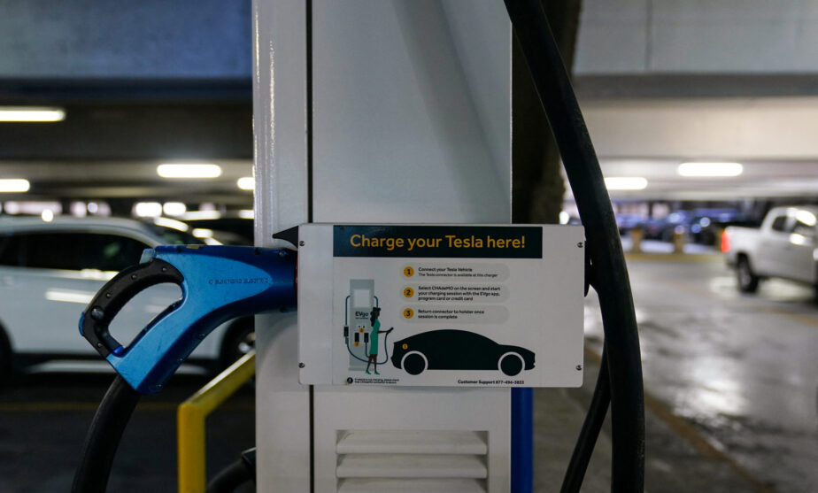 US senators seek to reverse 'Buy America' waiver for EV charging stations