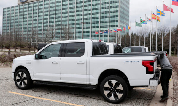 Ford exec expects software to boost revenue for commercial trucks, vans