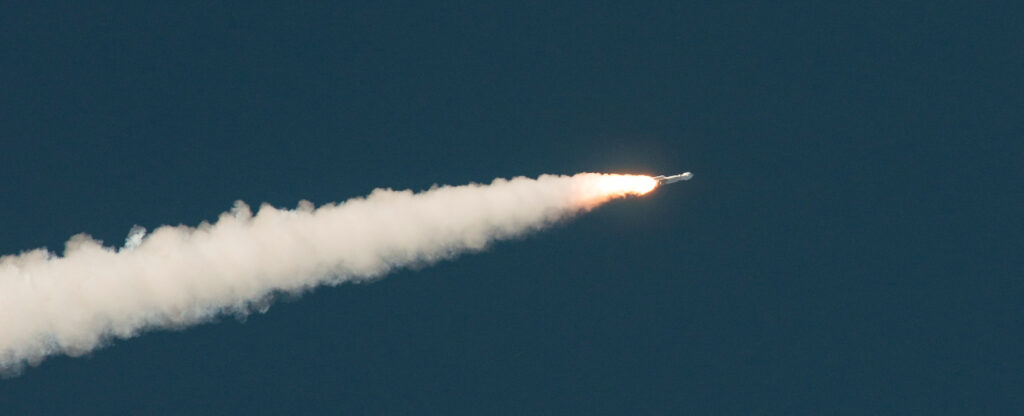 Capsule with NASA 's first asteroid sample heads for Utah touchdown