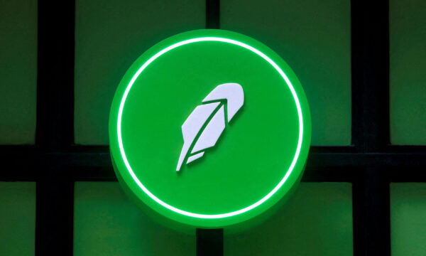 Robinhood sees $100 million costs tied to regulatory issues in third quarter