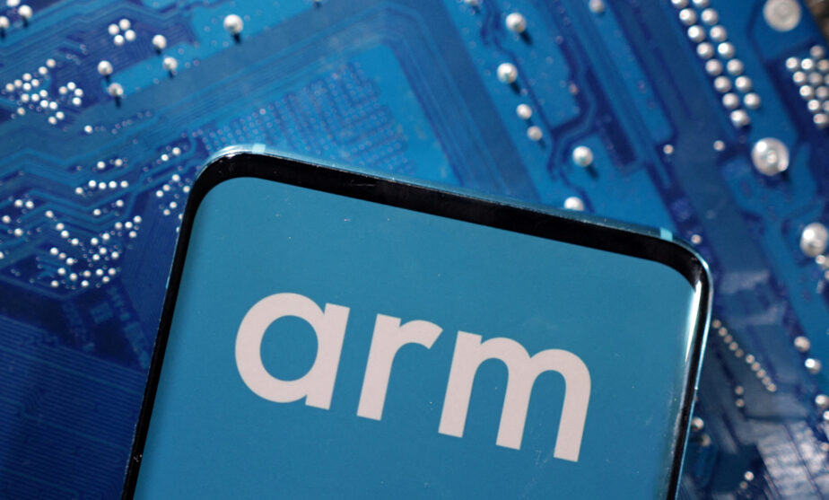 Arm gets Wall Street's 'buy' on royalty plan, cloud expansion