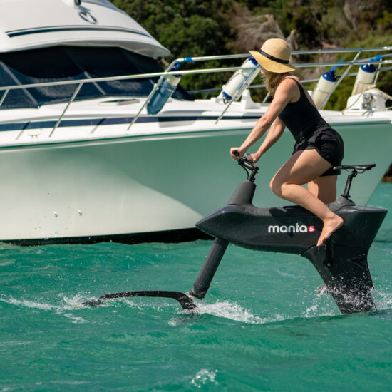 Manta 5's Revolutionary Water E-Bike