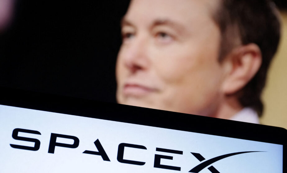 Billionaire Ron Baron says SpaceX will be worth about $500 billion by 2030