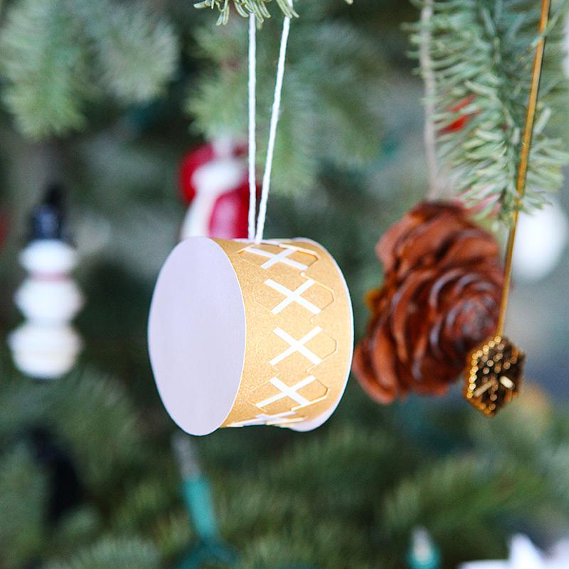 DIY toy drum ornaments