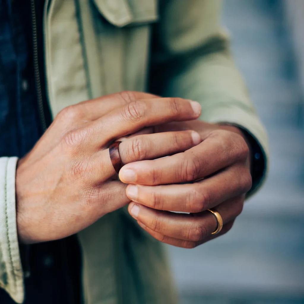 payments fingernail ring