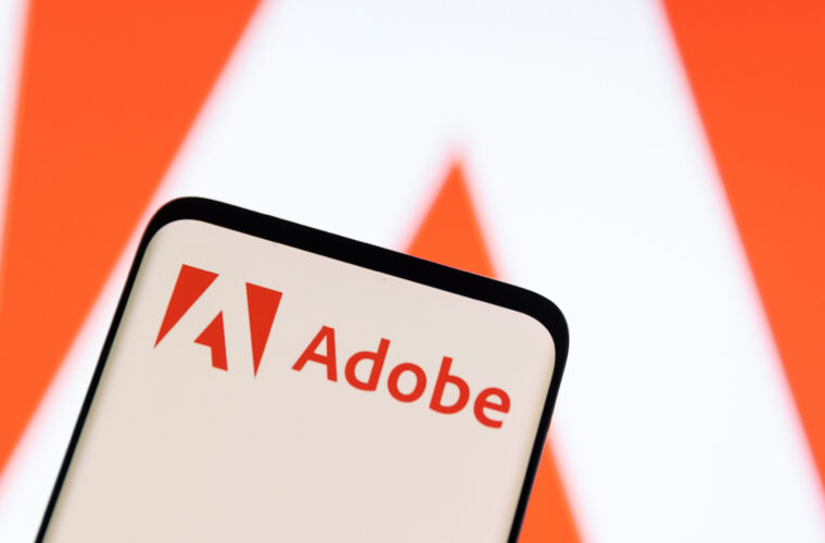 Adobe embroiled in anti-trust issues, forecasts revenue below estimates