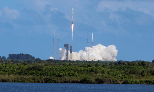 Blue Origin, Cerberus looking to buy rocket firm United Launch Alliance