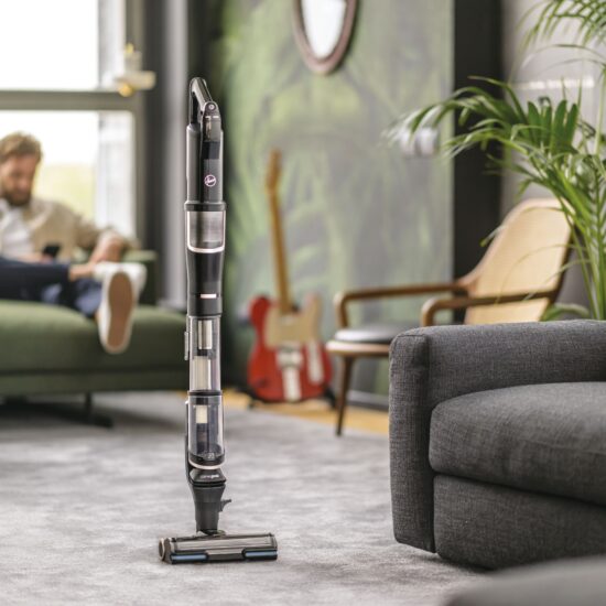 Hoover HFX: the small, powerful and smart vacuum cleaner