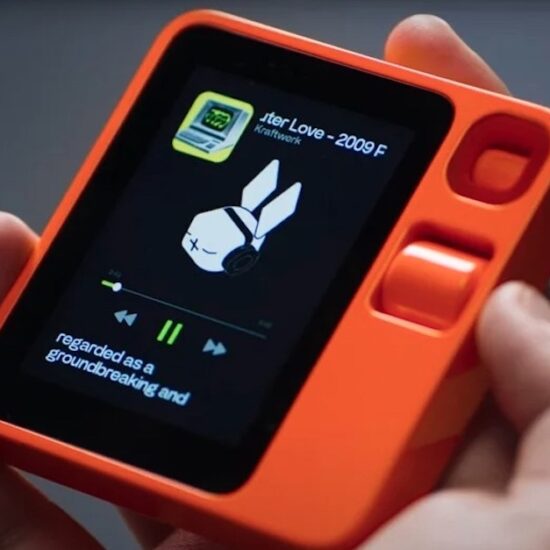 Rabbit r1, the anti-smartphone is a success