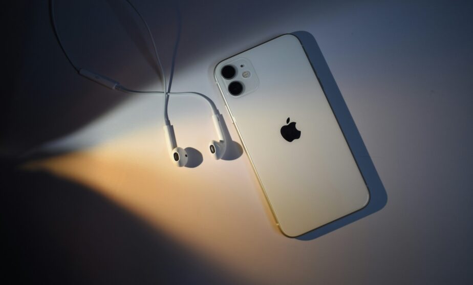 Apple secures top position in the thriving Chinese smartphone market