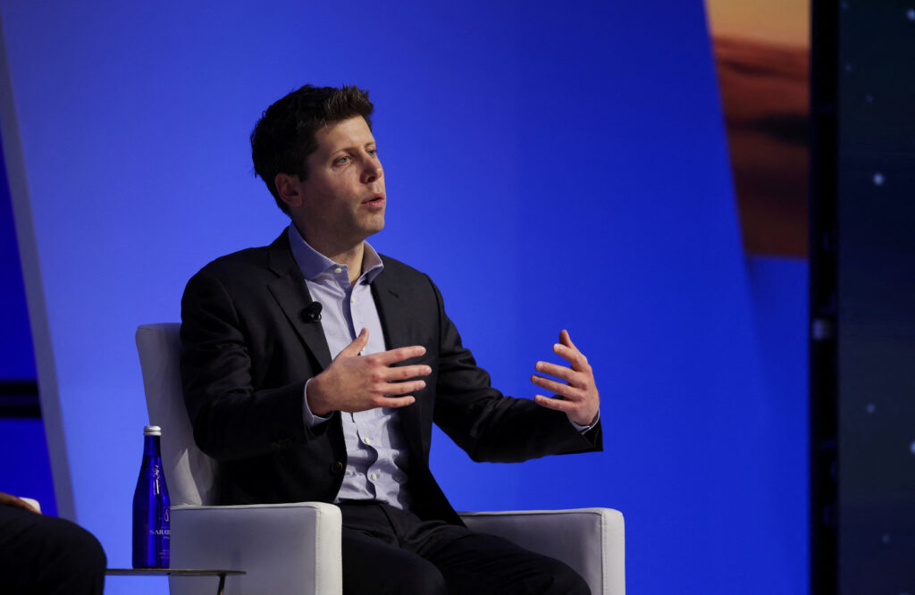 Sam Altman will return to OpenAI's board with three new directors