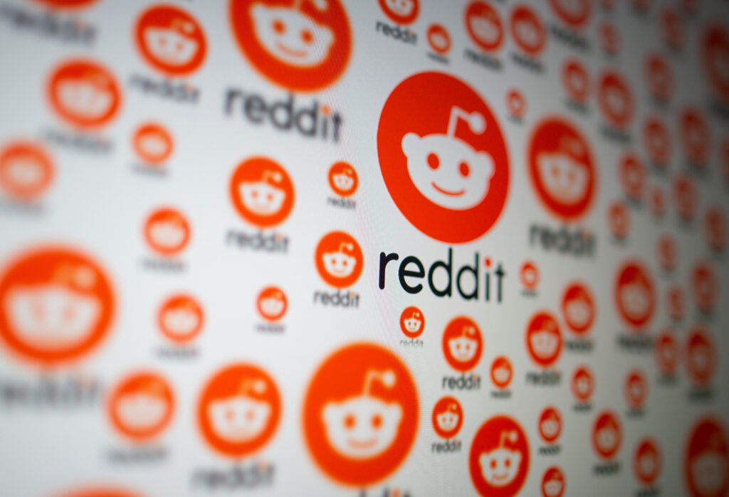 Reddit receives FTC inquiry on AI-related deals ahead of IPO