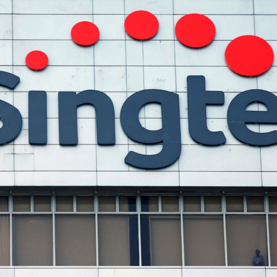 Singtel rules out selling Australian unit Optus