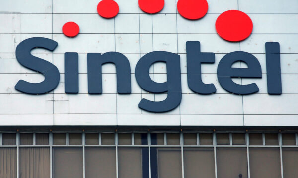 Singtel rules out selling Australian unit Optus