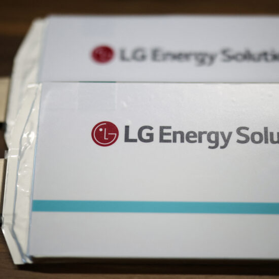 LG Energy Solution to minimise capex this year due to slow EV demand