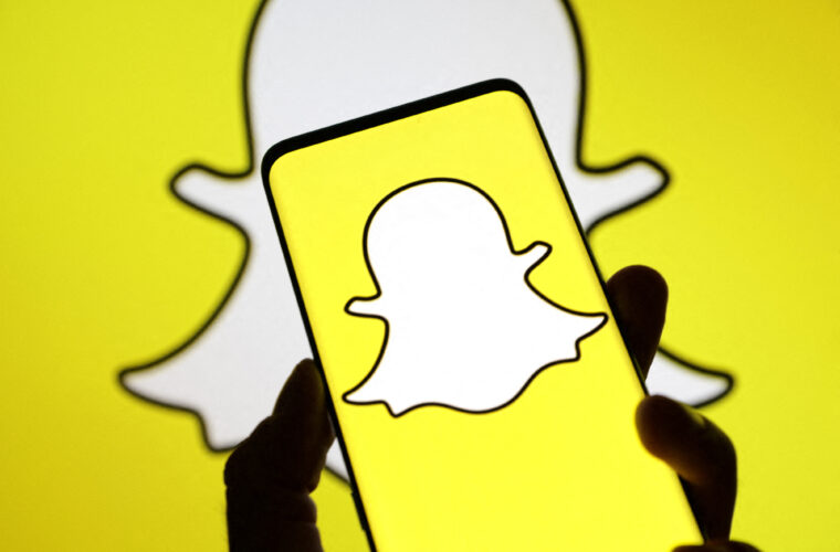 Snapchat parent soars after beating revenue, user growth estimates