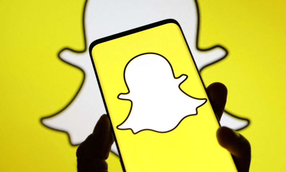 Snapchat parent soars after beating revenue, user growth estimates