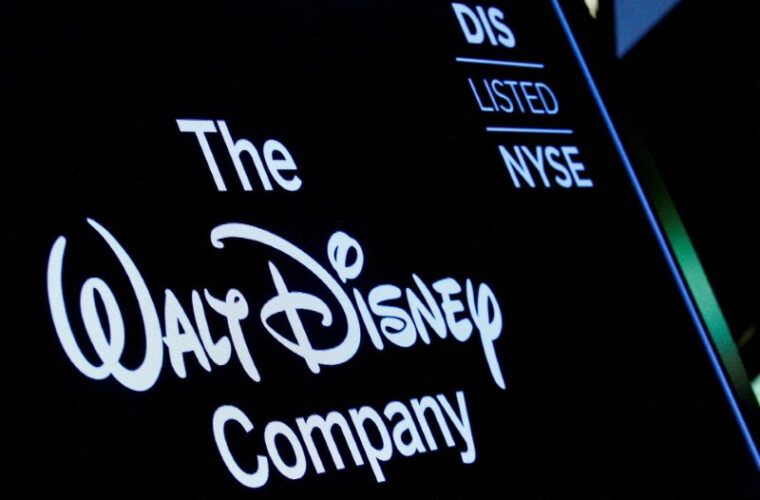 Disney and Comcast seek advisor to resolve Hulu valuation