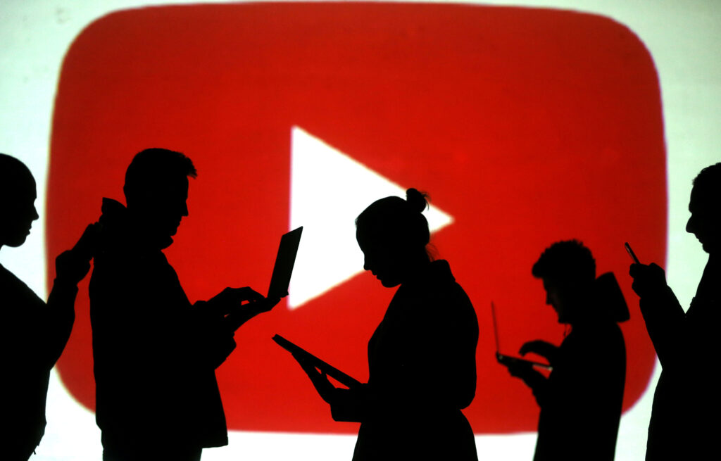 YouTube tests context 'notes' feature for videos