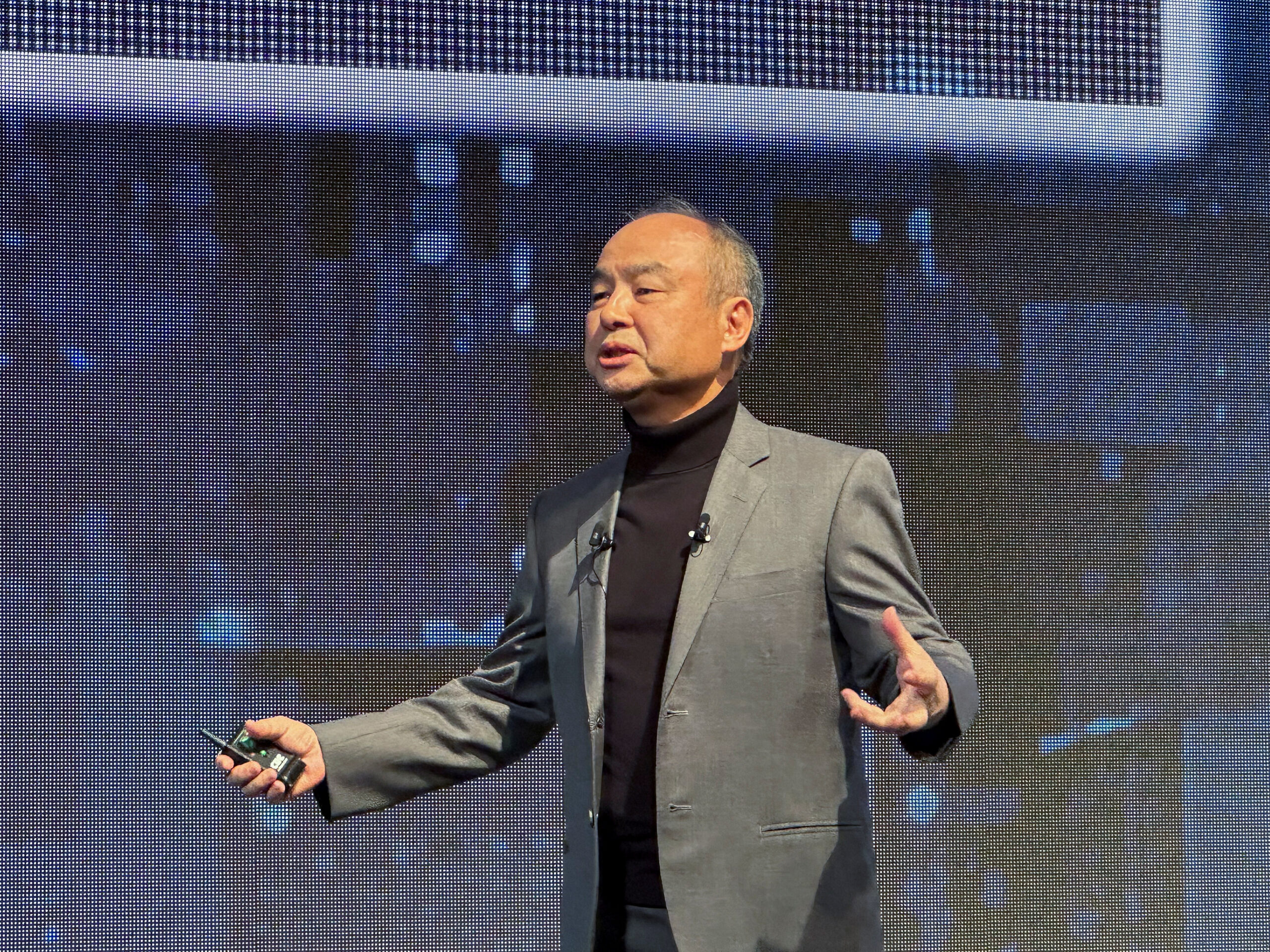 SoftBank's Son: will ramp up US power business for generative AI