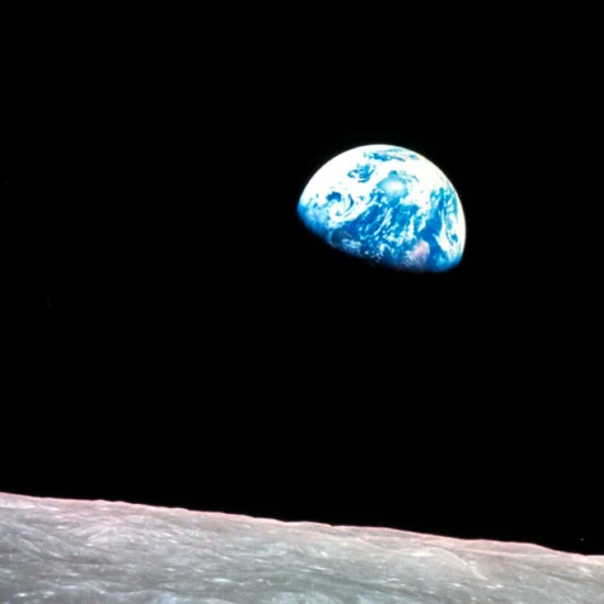 Apollo 8 astronaut William Anders, who took 'Earthrise' photo, dead in plane crash