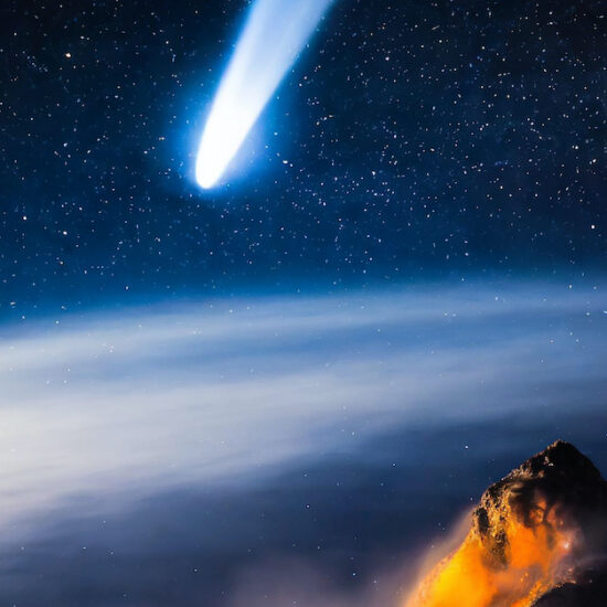 What happens with the comet that will approach Earth in October