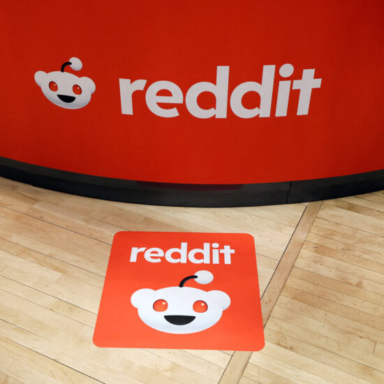 Reddit forecasts quarterly revenue above estimates on strong ad spend