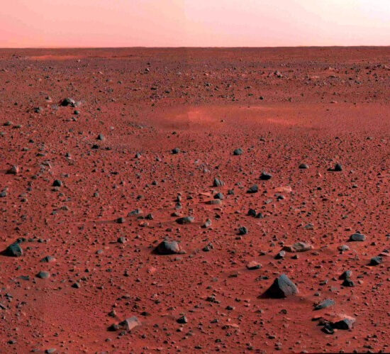 Scientists propose warming up Mars by using heat-trapping 'glitter'