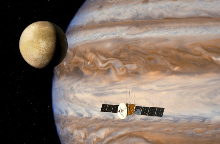 Europe's Jupiter probe to stage daring lunar-Earth fly-by