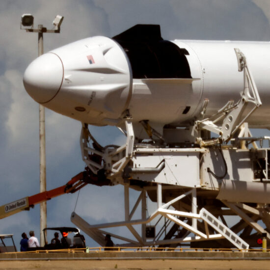 SpaceX Falcon 9 may resume flights while FAA probe underway