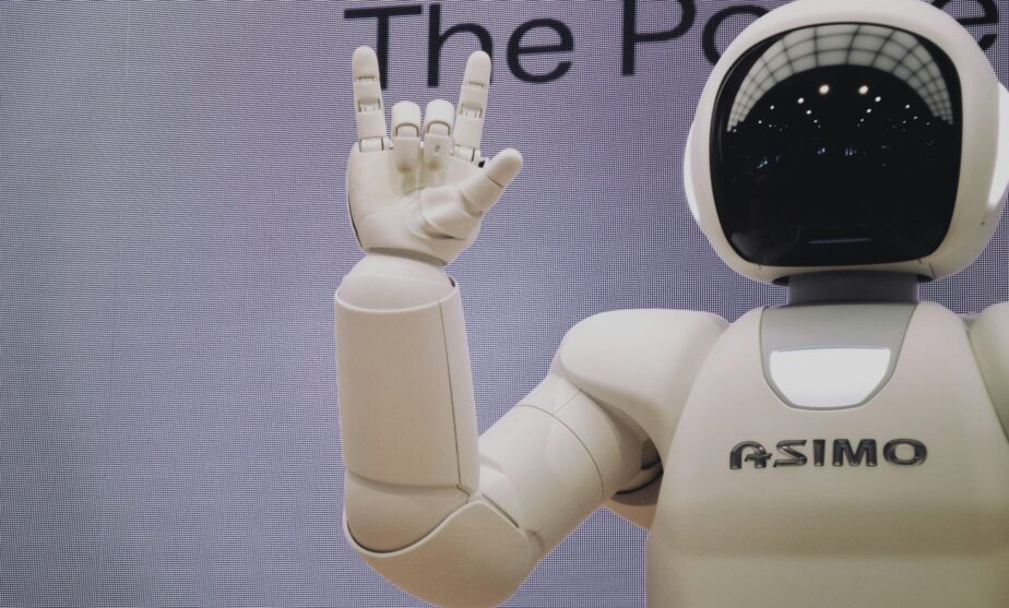 Asia Races Ahead in Humanoid Robot Development